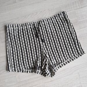 Summer shorts by Lefties